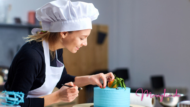 DIENSTLEISTER & MATERIALIEN